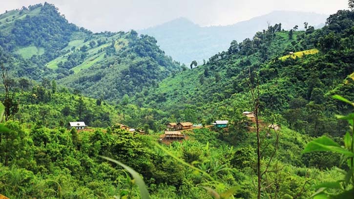 পার্বত্য চট্টগ্রামে স্বায়ত্তশাসিত পৃথক রাজ্য প্রতিষ্ঠার দাবি জানিয়ে আসছিল কুকি-চিন