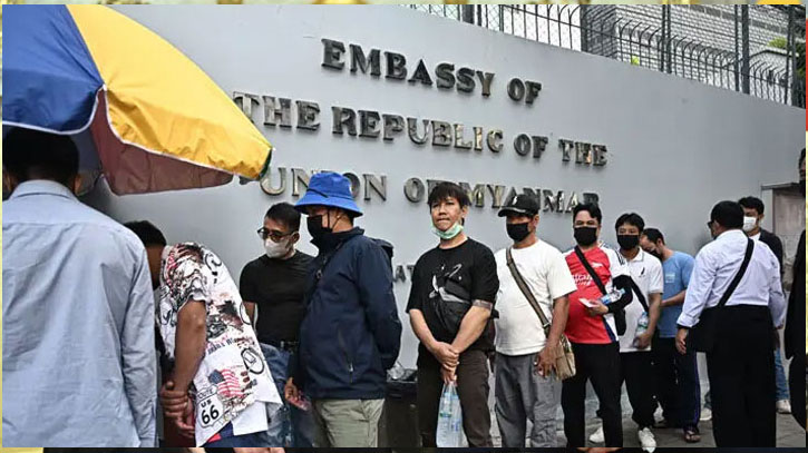 গৃহযুদ্ধে জর্জরিত মিয়ানমারে দ্বিতীয় পর্বের ভোট চলছে