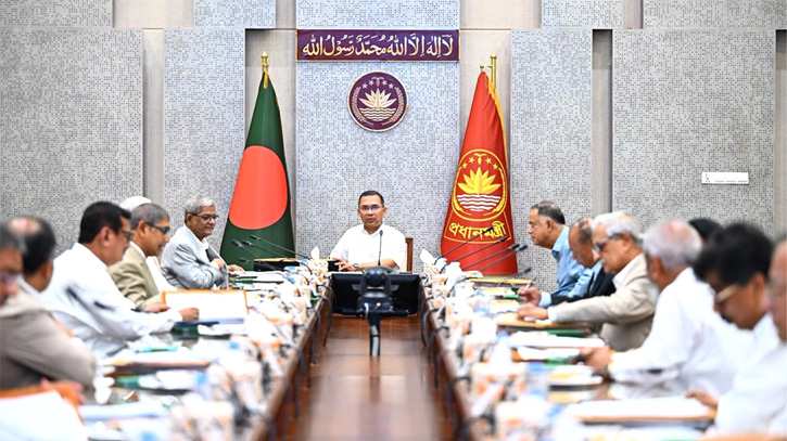 মন্ত্রিসভায় বড় রদবদলের আভাস, বাদ পড়তে পারেন অনেকে