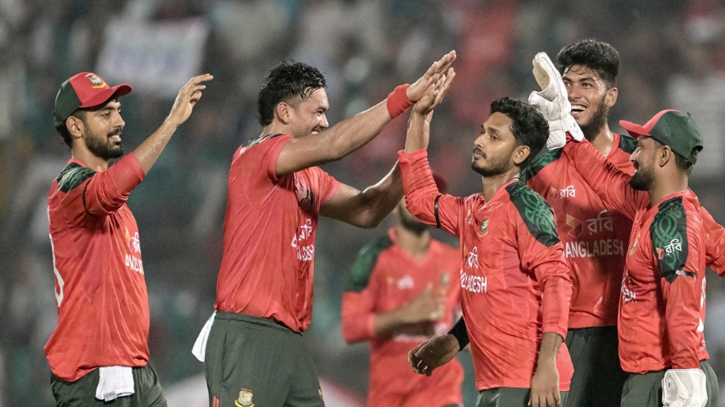 ভারতে না খেলার সিদ্ধান্তে এখনও অটল বিসিবি