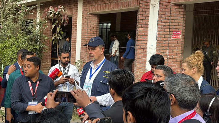 বাংলাদেশের গণতন্ত্রের জন্য বড় দিন আজ