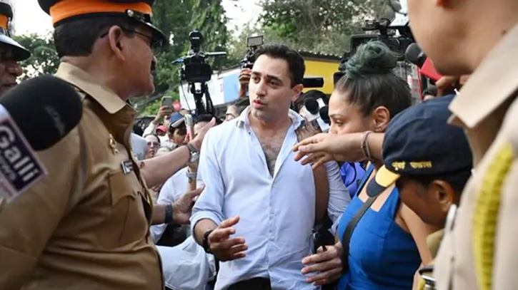 ইমরান খানকে ভারত ছাড়ার নোটিশ দিল মোদি সরকার